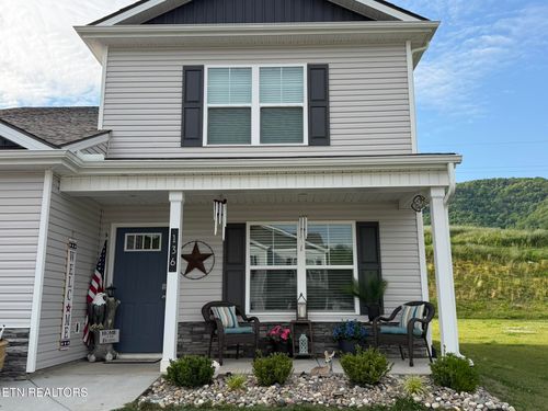 136 S Blissful Meadows Dr, Harriman, TN, 37748-2057 | Card Image