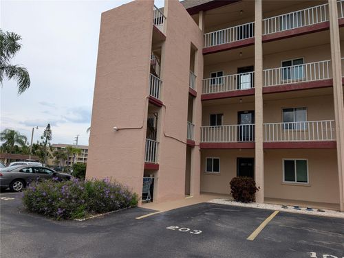 e-202-4133 Heron Way, BRADENTON, FL, 34205-5048 | Card Image