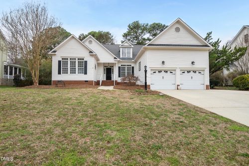 208 Waverly Dr, Clayton, NC, 27527-6648 | Card Image