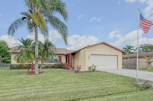 561 Se Marydale Ter, Port St. Lucie, FL, 34983-2217 | Card Image