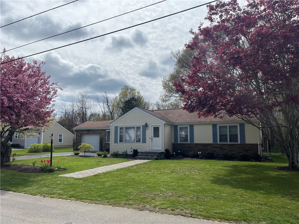 Elmdale Ave, Johnston, RI 02919