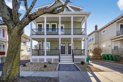 117-117 Emerald St, Medford, MA, 02155-2854 | Card Image