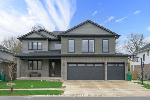 107 Optimist Dr, St Thomas, ON, N5P0G2 | Card Image