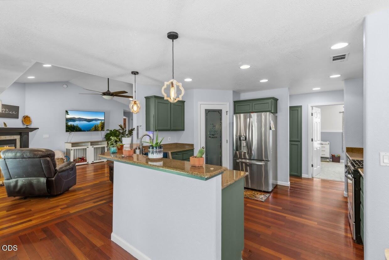 Residential in Eagle Point 5