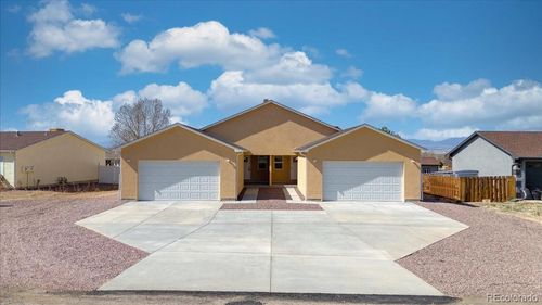 322 W Marble Dr, Pueblo, CO, 81007-6384 | Card Image