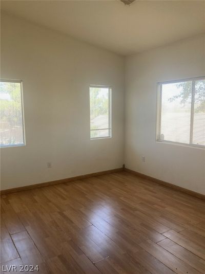 133 - 2050 N Los Feliz Street, Condo with 2 bedrooms, 2 bathrooms and null parking in Las Vegas NV | Image 3