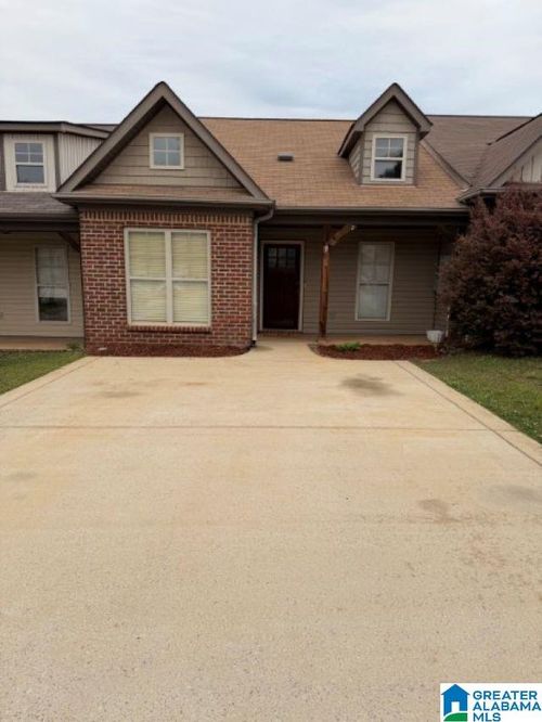 204 The Heights Dr, CALERA, AL, 35040-7671 | Card Image
