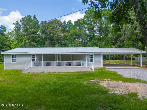 1864 Old Highway 26, Perkinston, MS, 39573-5861 | Card Image