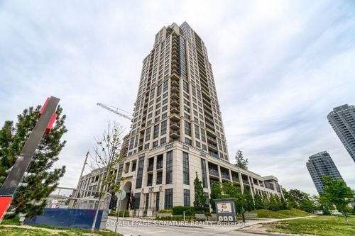 926-2 Eva Rd, Etobicoke, ON, M9C0A9 | Card Image