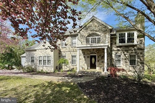 2000 Antler Dr, GLEN MILLS, PA, 19342-9608 | Card Image