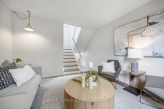 17 - 123 Strathcona Ave, Condo with 2 bedrooms, 1 bathrooms and 1 parking in Toronto ON | Image 9
