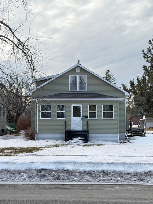 205 3rd St W, Ada, MN, 56510-1214 | Card Image