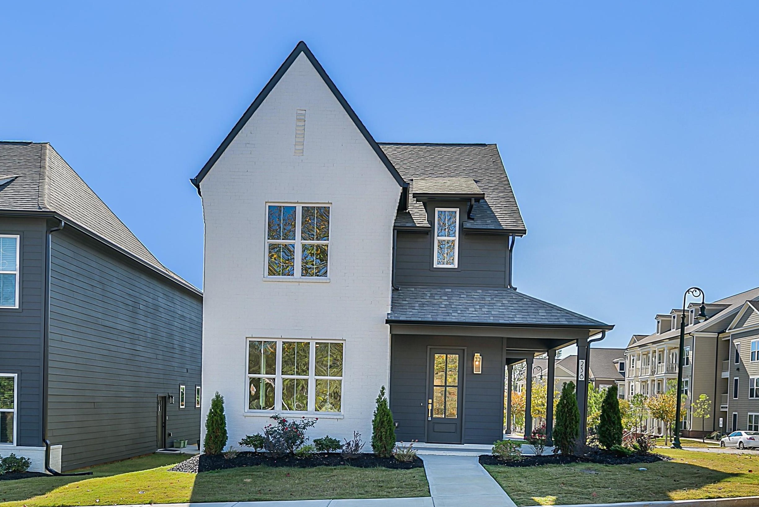Mccowat St, Jackson, TN 38301