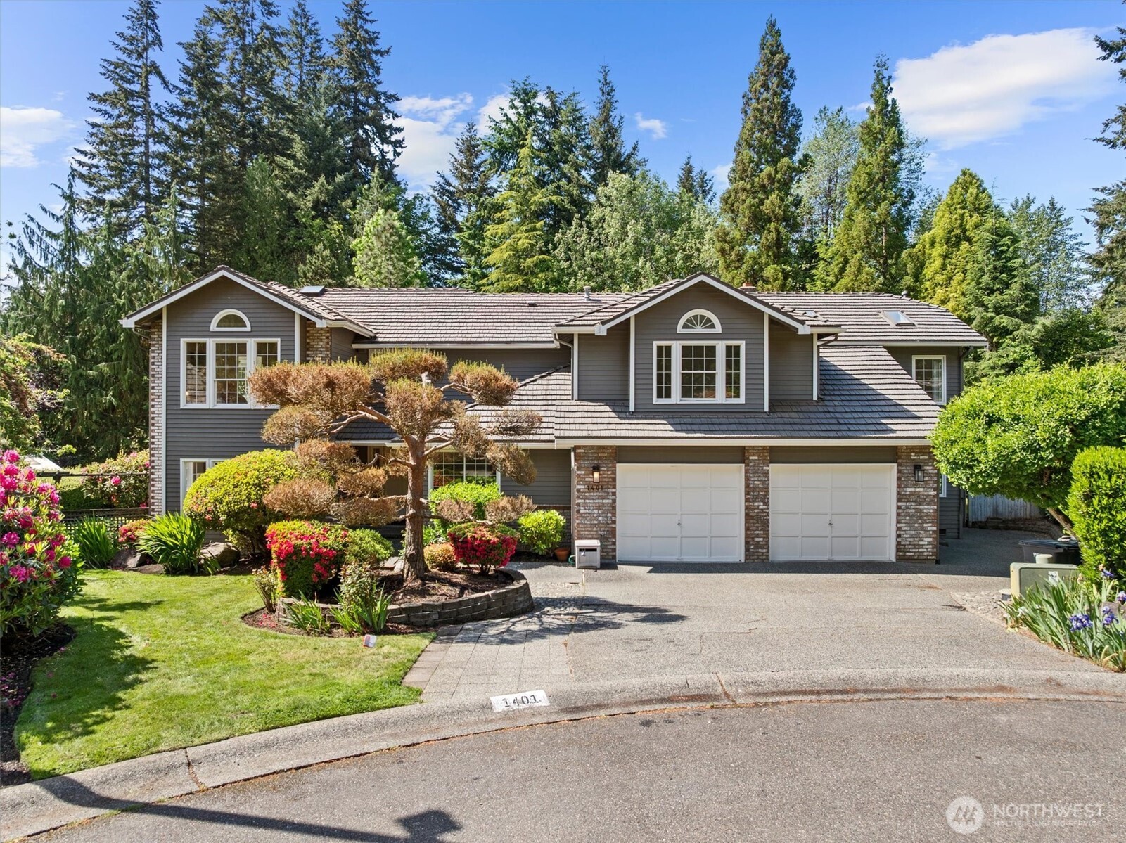 Residential in Mill Creek