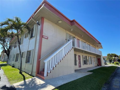 b-12810 Sw 43rd Dr, Miami, FL, 33175-4172 | Card Image
