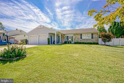 3 Pebble Ln, CHERRY HILL, NJ, 08002-1555 | Card Image