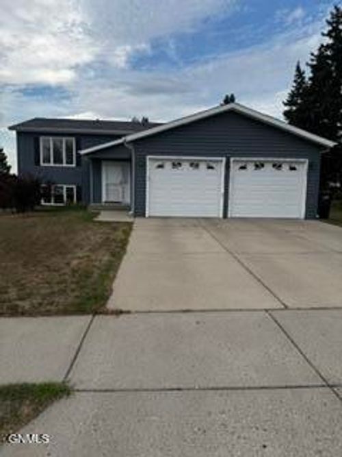 4020 Arlington Drive S, Bismarck, ND, 58503 | Card Image