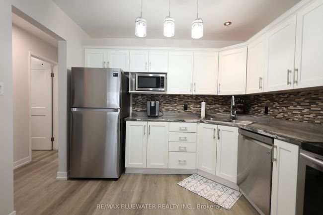 1 - 8 Oak St, Condo with 2 bedrooms, 1 bathrooms and 1 parking in Grand Bend ON | Image 12