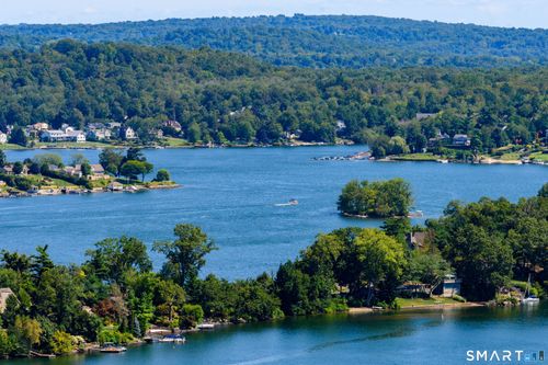 3 Spring Wood Ln, New Fairfield, CT, 06812-3321 | Card Image