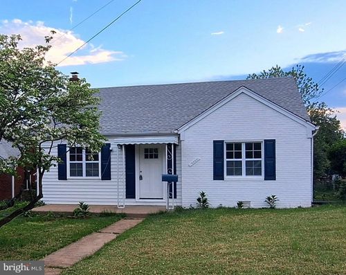 2020 S Pollard St, ARLINGTON, VA, 22204-5111 | Card Image