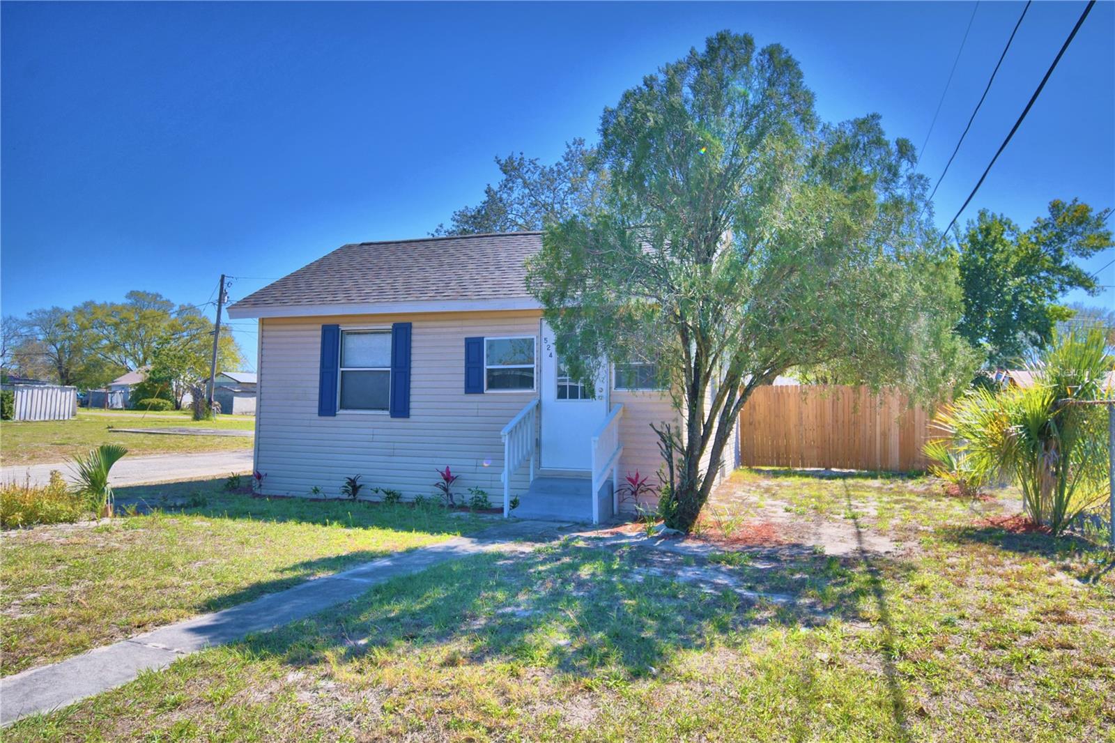 Washington Ave, Lake Wales, FL 33853