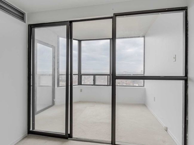 PH-206 - 7440 Bathurst St, Condo with 2 bedrooms, 2 bathrooms and 2 parking in Thornhill ON | Image 13