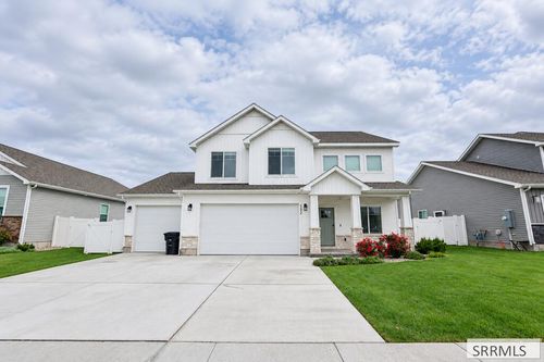 352 Church Street, Ammon, ID, 83401 | Card Image