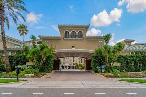 1317-501 Knights Run Avenue, Tampa, FL, 33602 | Card Image
