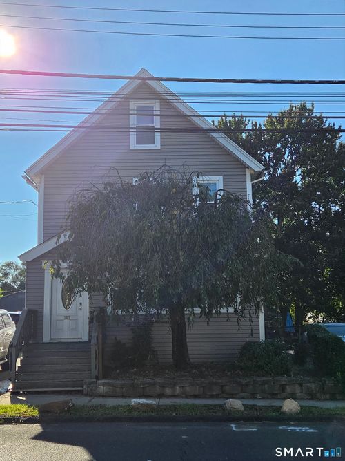 303 Bruce Ave, Stratford, CT, 06615-6106 | Card Image