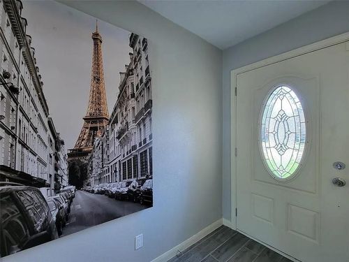 9306 Bankside Dr, Houston, TX, 77031-1713 | Card Image