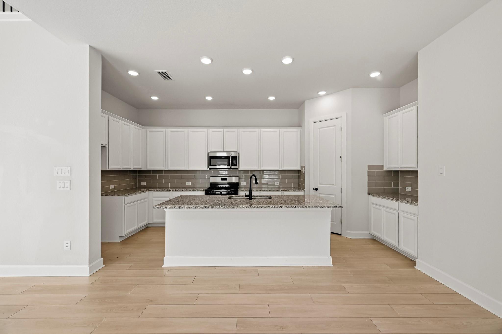 Residential Lease in Missouri City 5