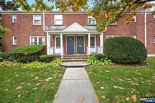 495 Union Ave, Rutherford, NJ, 07070-1316 | Card Image