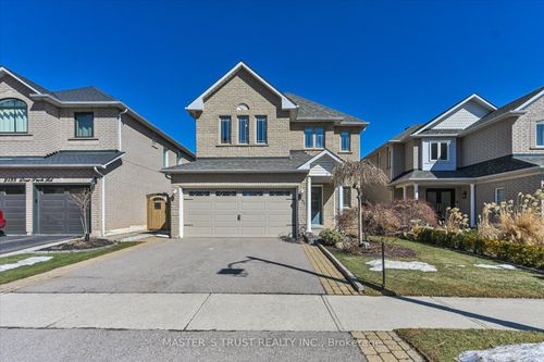 2131 Deer Park Road, Oakville, ON, L6M3X4 | Card Image