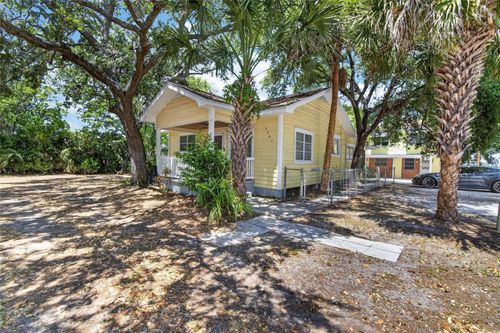 2-3301 W Woodlawn Ave, TAMPA, FL, 33607-6629 | Card Image