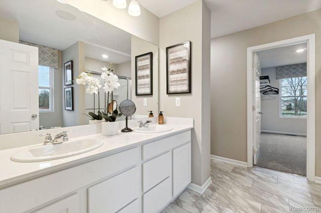 Owner's Bathroom - Representational Photo | Image 14