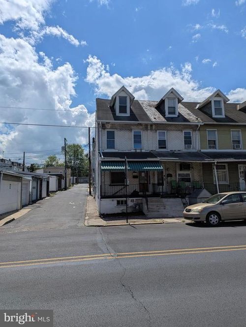 1616 W Tilghman St, Allentown, PA, 18102-2026 | Card Image