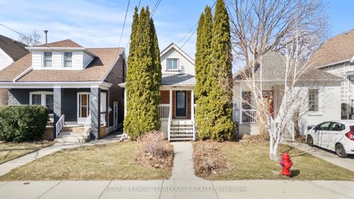 36 E 24th St, Hamilton, ON, L8V2X7 | Card Image