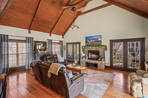 427 Perkins Landing Cv, COLUMBIANA, AL, 35051-5013 | Card Image