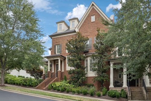 1048 Falling Leaf Cir, Brentwood, TN, 37027-6216 | Card Image
