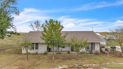 438122 E 360 Rd, Big Cabin, OK, 74332-8193 | Card Image