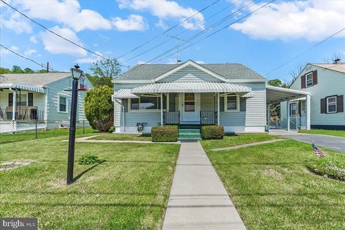 713 Charles St, COATESVILLE, PA, 19320-2916 | Card Image