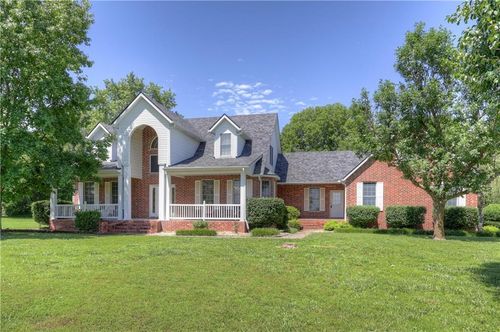 124 Huntington Cir, Pittsburg, KS, 66762-6864 | Card Image