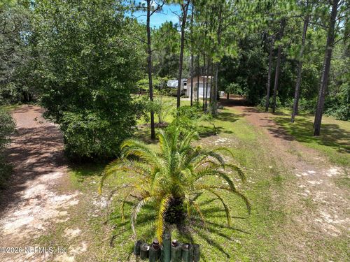 5620 Lassen St, Keystone Heights, FL, 32656-8125 | Card Image