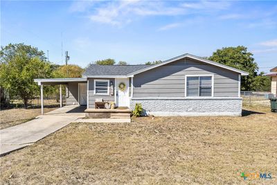 709 Hackberry Street, House other with 3 bedrooms, 2 bathrooms and null parking in Copperas Cove TX | Image 2