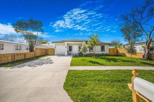 5852 Buccaneer Trail, West Palm Beach, FL, 33417 | Card Image