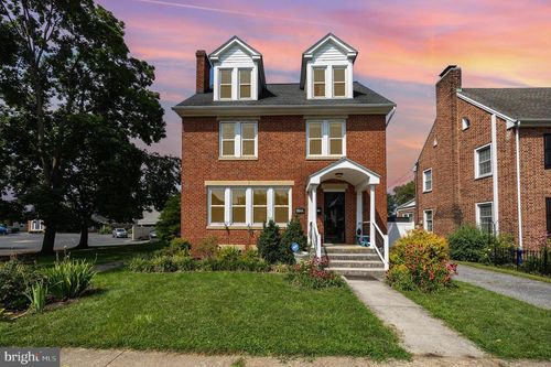 2644 N 2nd St, HARRISBURG, PA, 17110-1108 | Card Image