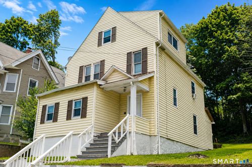 40 Terrace Ave, Waterbury, CT, 06704-1801 | Card Image