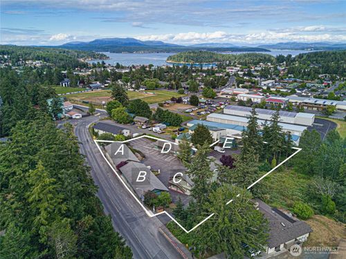 849 Spring St, Friday Harbor, WA, 98250-9376 | Card Image