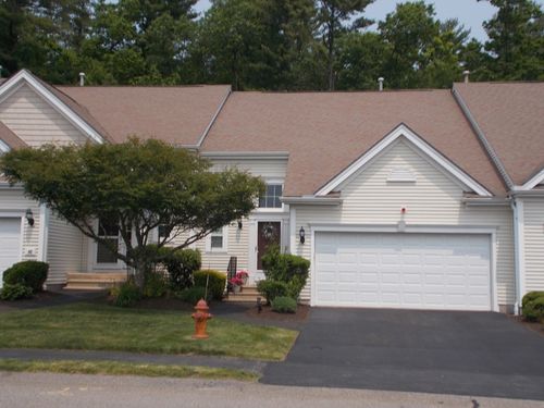 38-38 Stonebridge Dr, Hanson, MA, 02341-3104 | Card Image