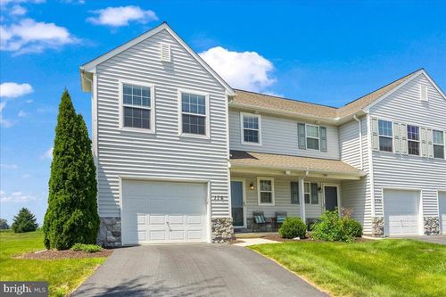176 N Village Cir U-0102 Circle, PALMYRA, PA, 17078 | Card Image